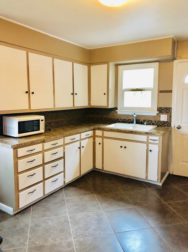 163 W 350 N, Blackfoot, ID 83221 - photo 6