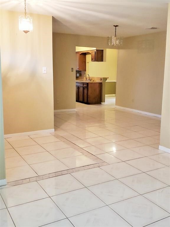 7814 Salge Dr, Houston, TX 77040 - photo 2