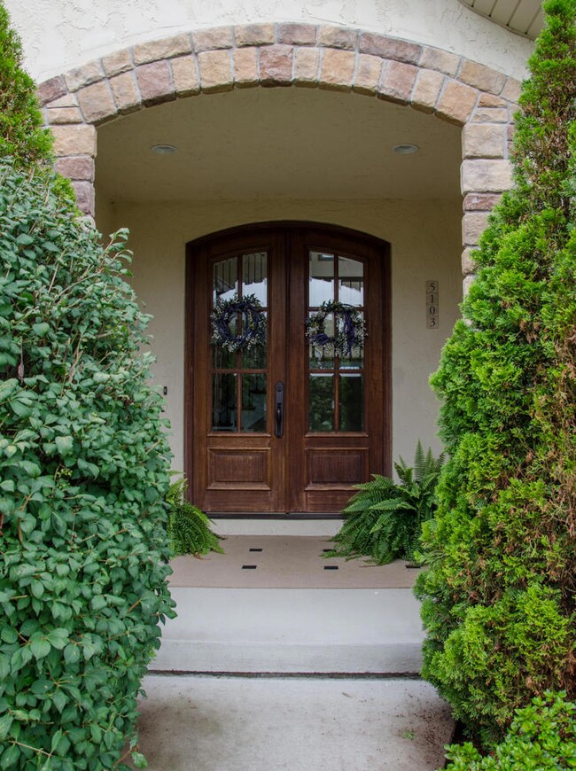 Beautiful entry