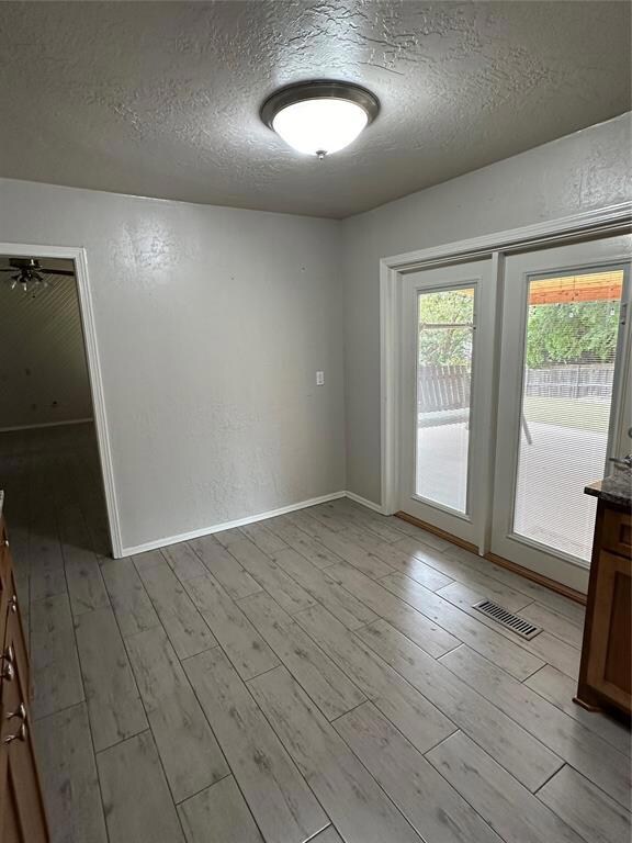 Eating area in kitchen