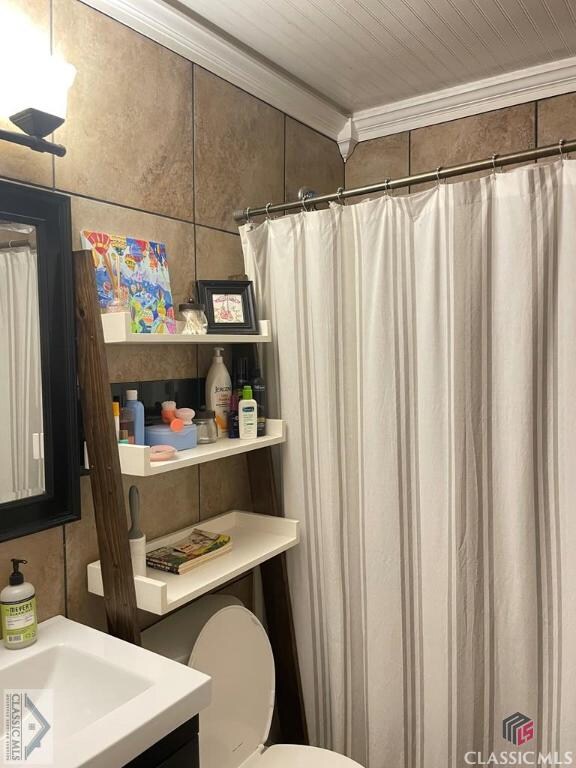 370 Pineneedle Rd, Athens, GA 30606 - photo 3