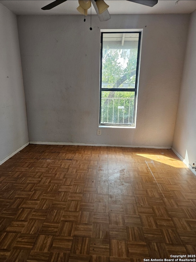 541 Hammond Ave unit 7, San Antonio, TX 78210 - photo 2