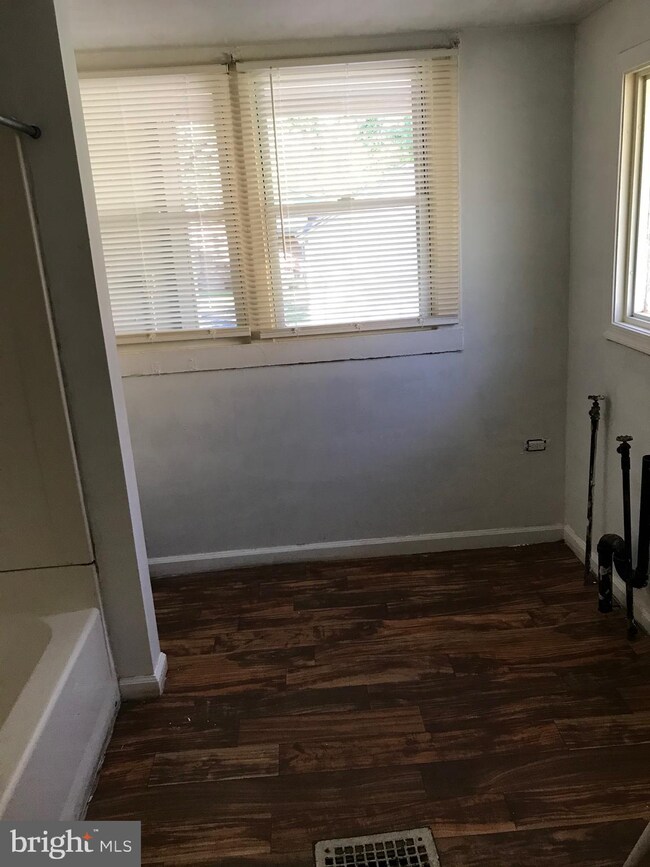 56 Osborne Ave, Vineland, NJ 08360 - photo 6