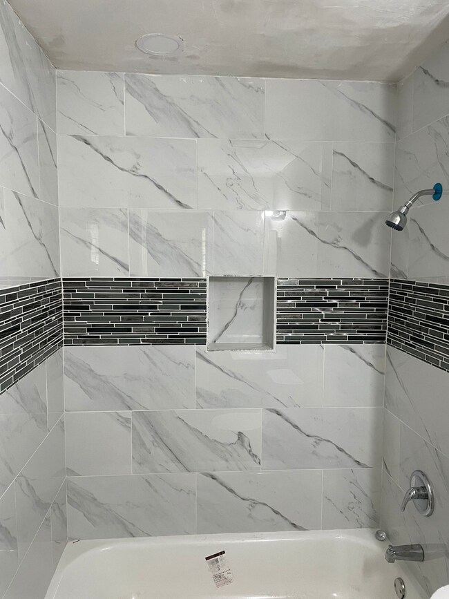 1667 Northwood St unit 1667, Houston, TX 77009 - photo 7