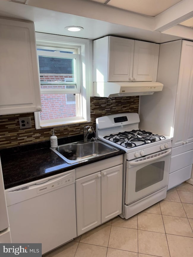 1622 Borbeck Ave unit FL 2, Philadelphia, PA 19111 - photo 6