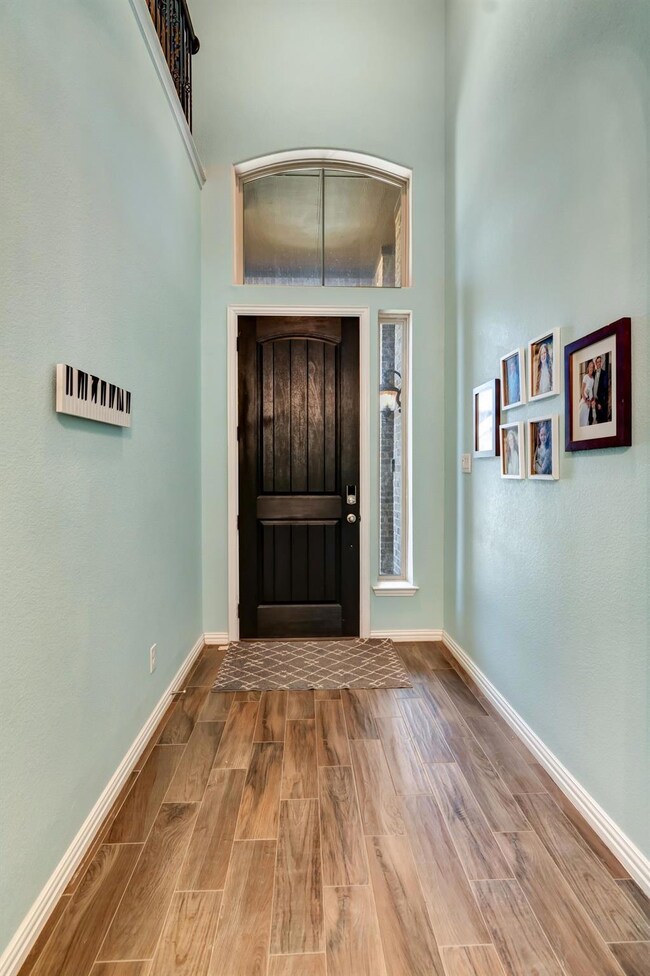 4020 Crosstrees Dr, Argyle, TX 76226 - photo 5