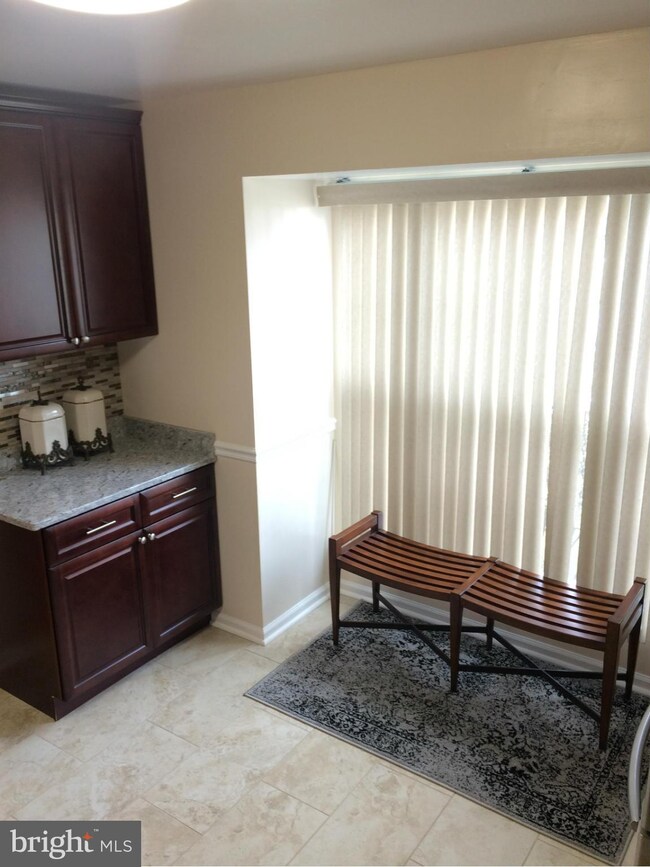 1015 Lake Shore Dr, Bowie, MD 20721 - photo 6