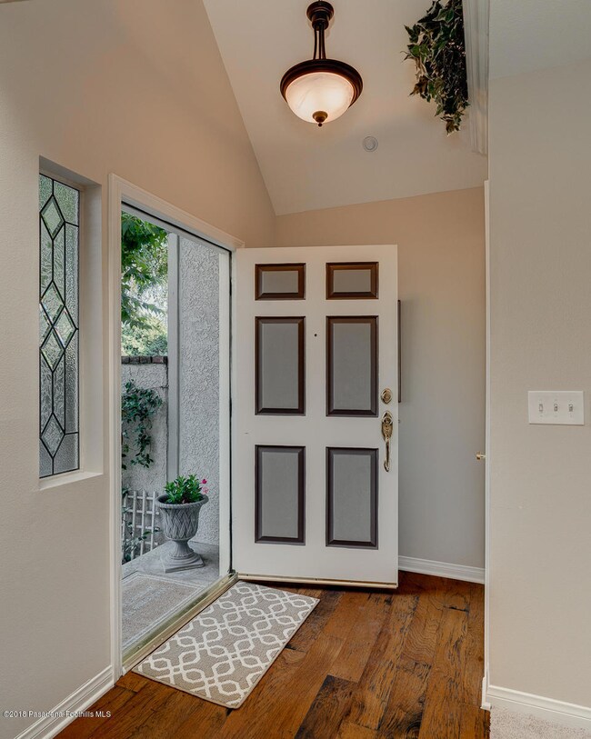 egpimaging_801WestFoothillD_008_WEB