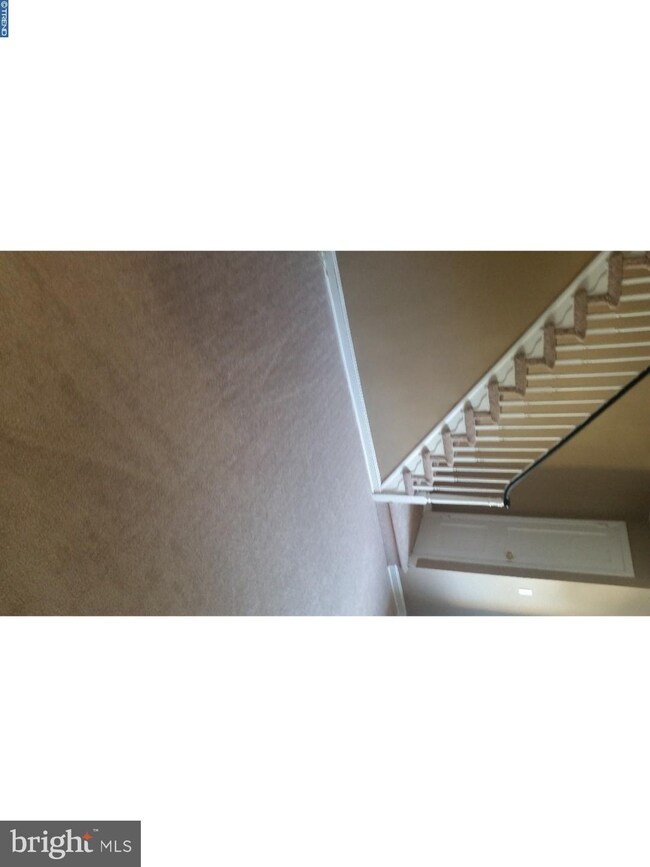 6836 Clover Ln, Upper Darby, PA 19082 - photo 2