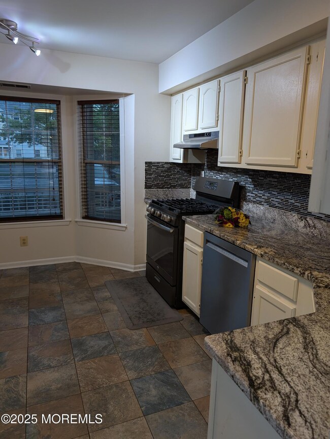 110 Biscayne Ct unit 1, Princeton, NJ 08540 - photo 6