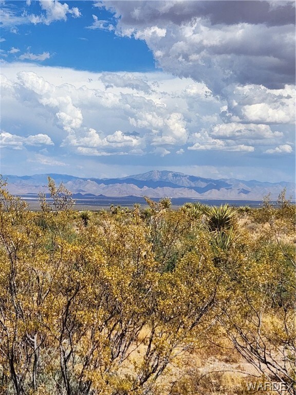 View of mountain feature