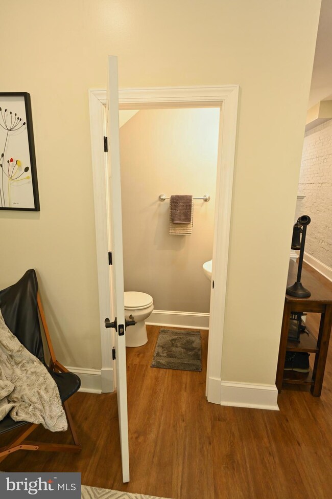 113 E Lafayette Ave, Baltimore, MD 21202 - photo 6