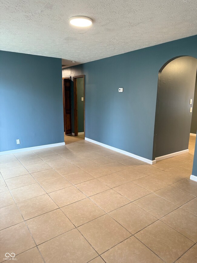 534 Mooreland Dr, Whiteland, IN 46184 - photo 4