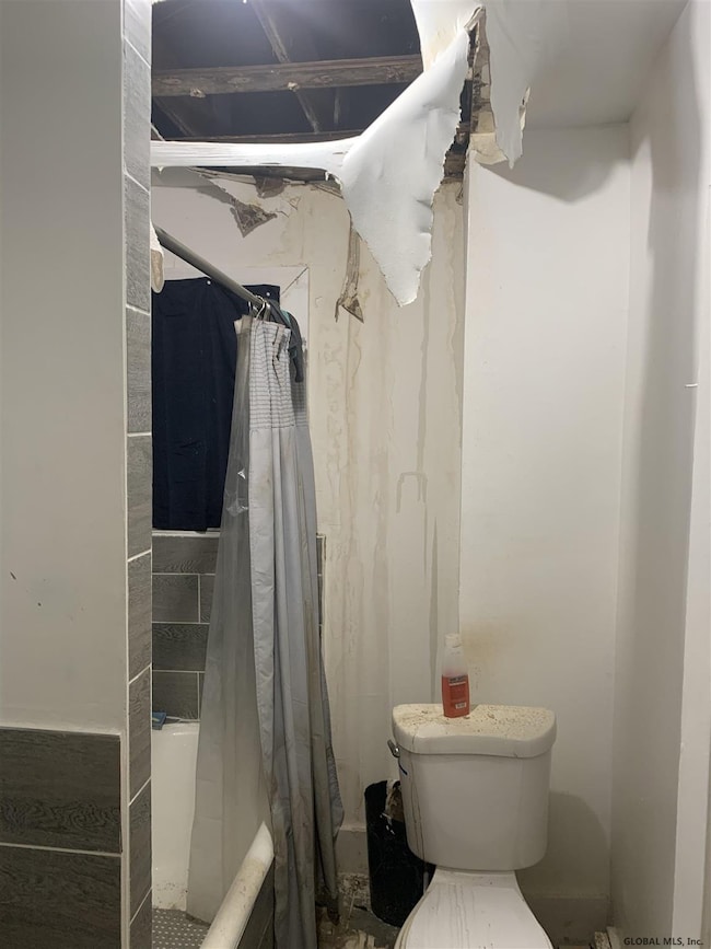 467 N Pearl St, Menands, NY 12204 - photo 3