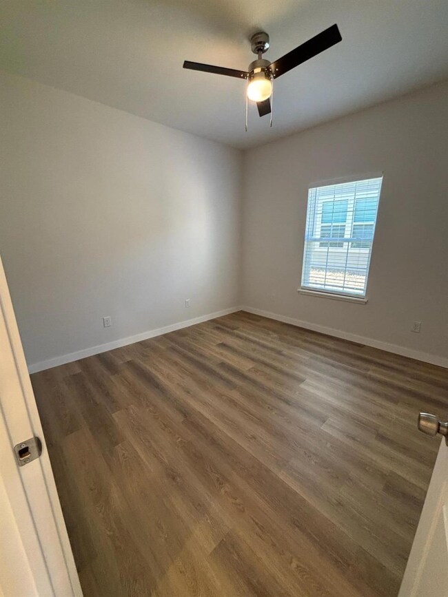 901 Star St, Denison, TX 75020 - photo 7