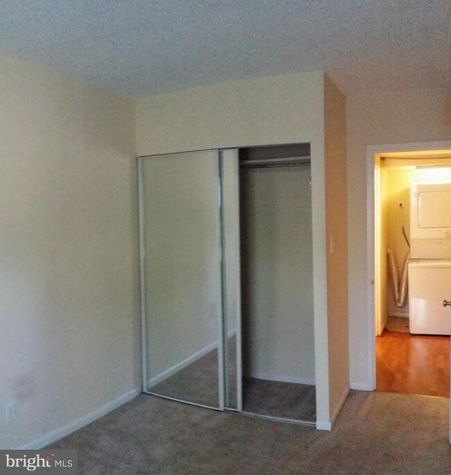 11645 Stoneview Square unit 87/2B, Reston, VA 20191 - photo 7