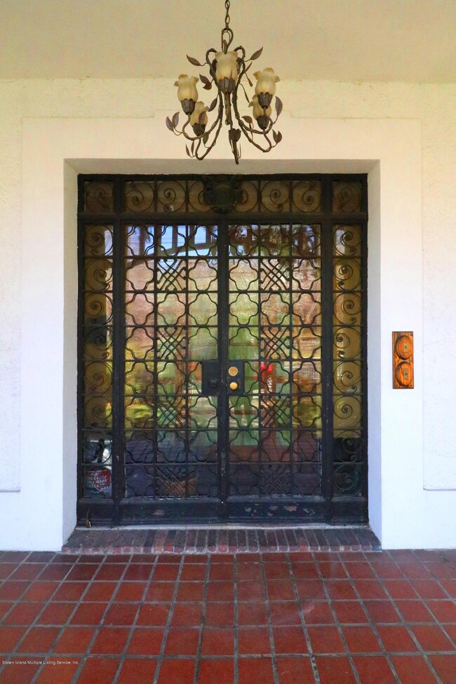 377 St Pauls Ave, Staten Island, NY 10304 - photo 6