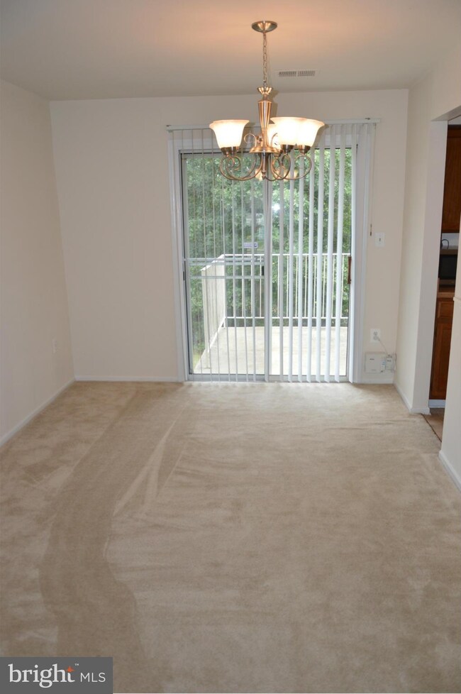 unlisted-address, Woodbridge, VA 22192 - photo 3