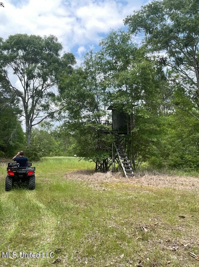 FieldShootHouse