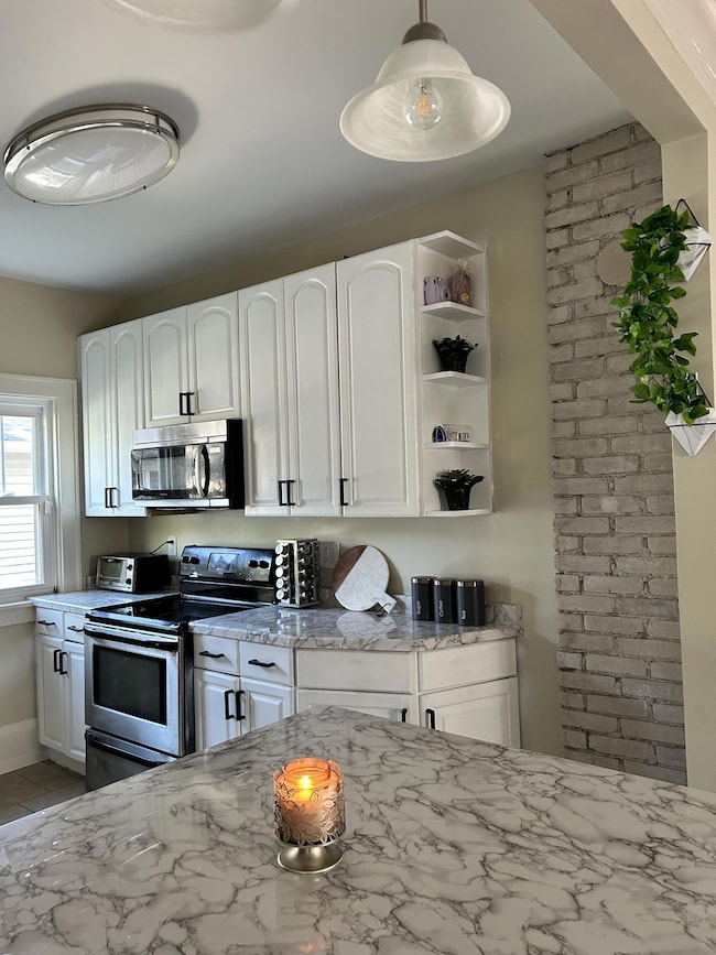 3750 Sheridan Ave N, Minneapolis, MN 55412 - photo 7