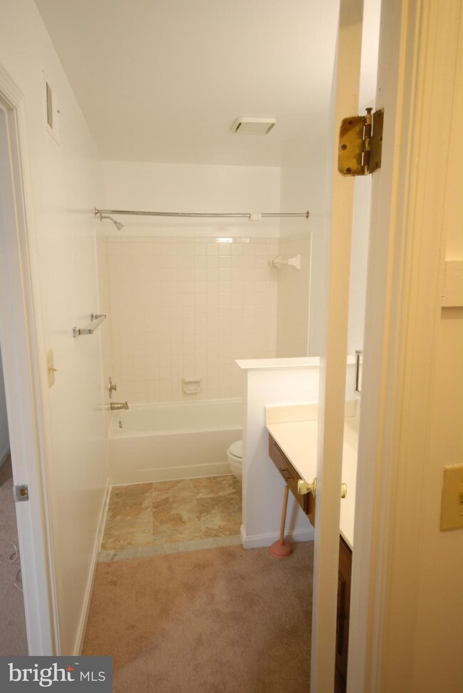 3744B Madison Ln, Falls Church, VA 22041 - photo 7