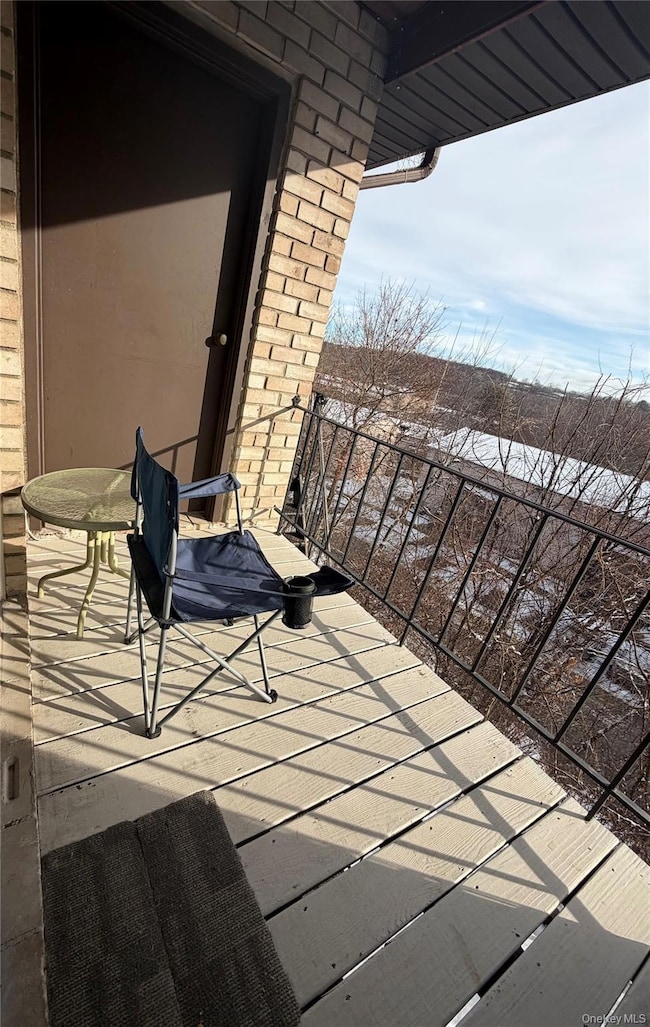 26 Cooper Rd unit 312, Poughkeepsie, NY 12603 - photo 4