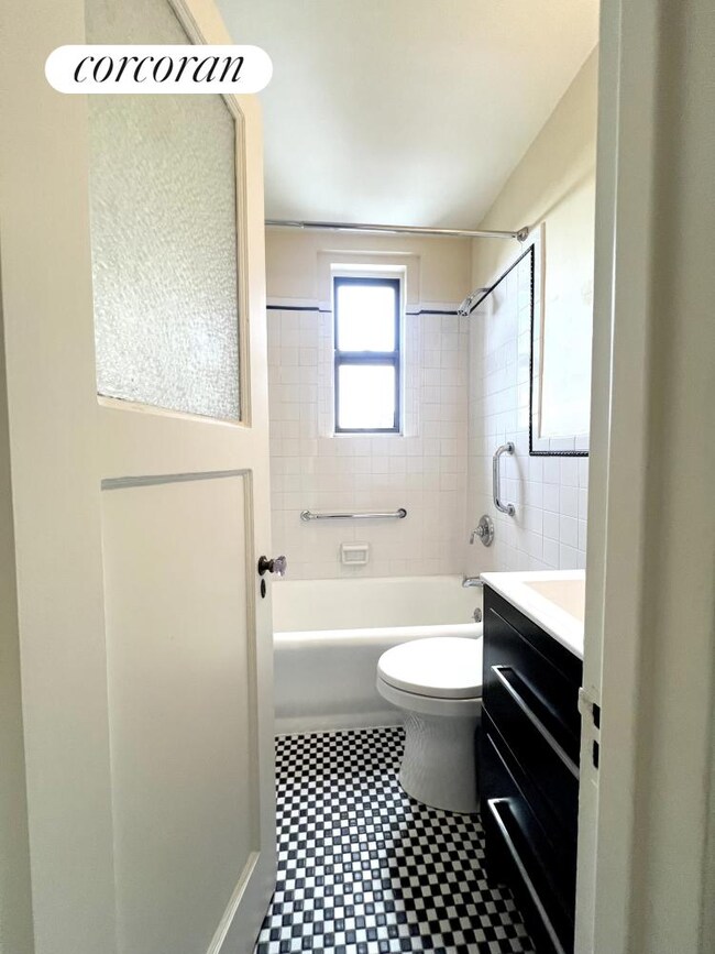 50 W 106th St unit 15-A, New York, NY 10025 - photo 6