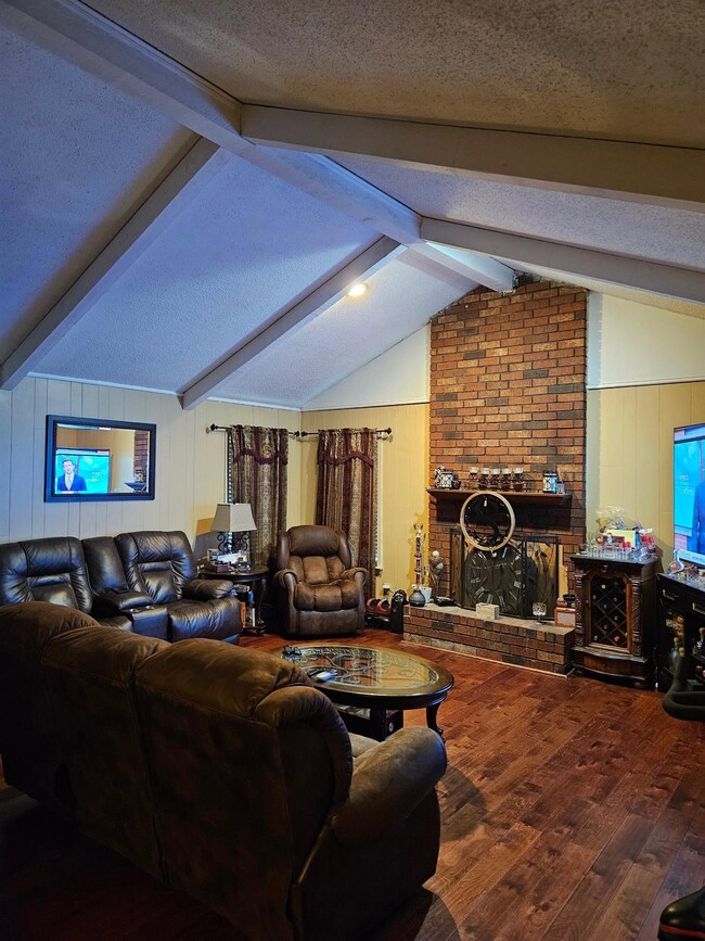 6010 Rosewind Cir W, Memphis, TN 38141 - photo 2