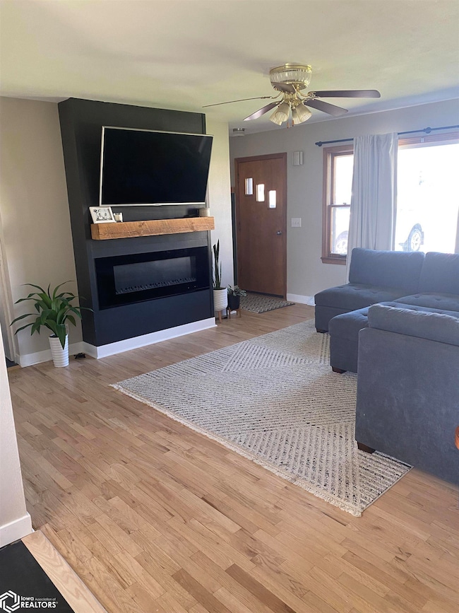 511 N Orchard St, Brooklyn, IA 52211 - photo 7