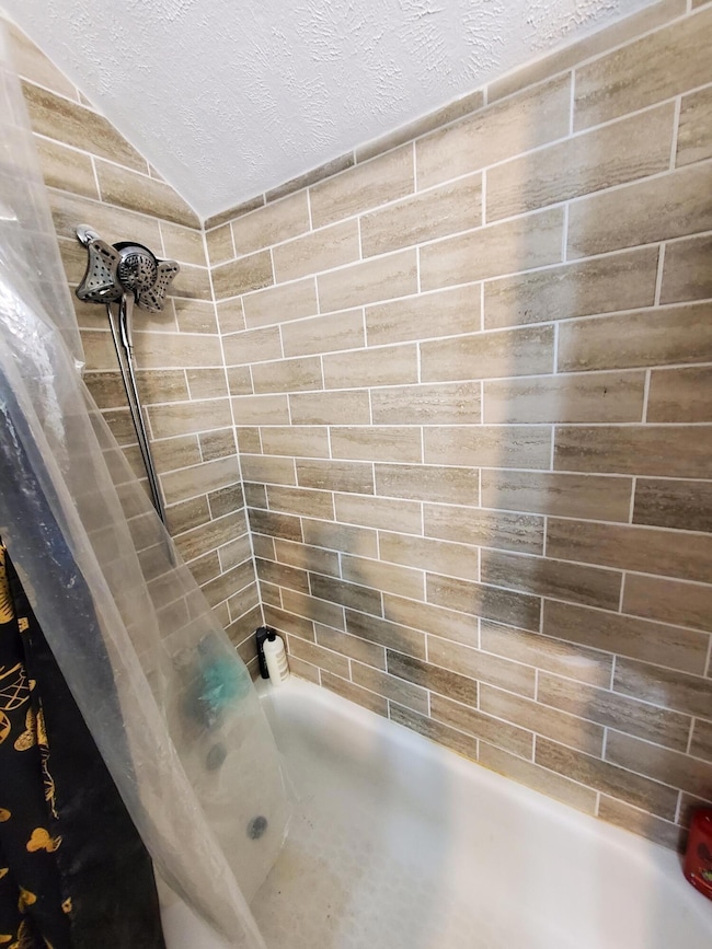 2198 Hope Place, Columbus, OH 43223 - photo 5