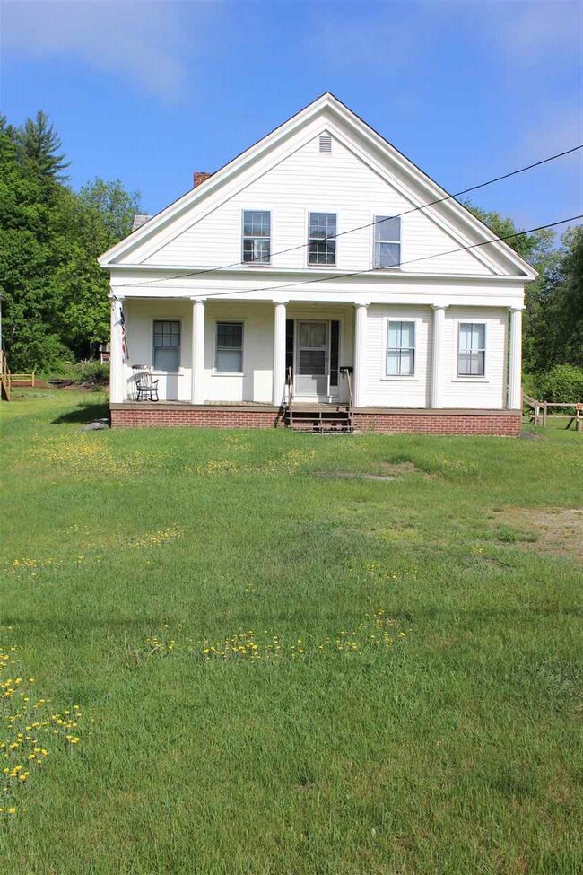 21 Ashuelot St, Winchester, NH 03470 - photo 2