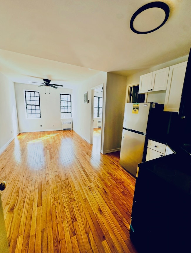 890 W Beech St unit 1A, Long Beach, NY 11561 - photo 2