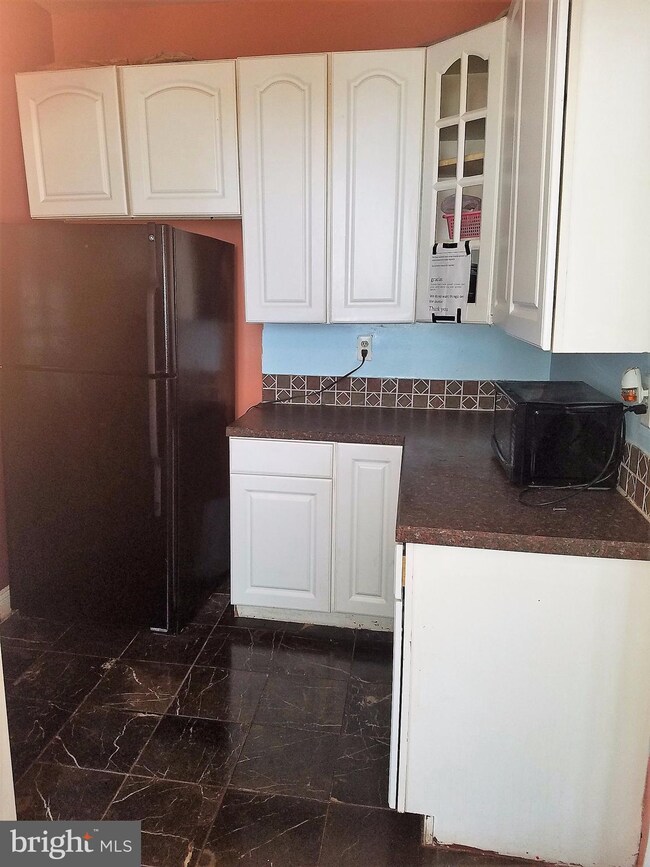 910 Nova Ave, Capitol Heights, MD 20743 - photo 4