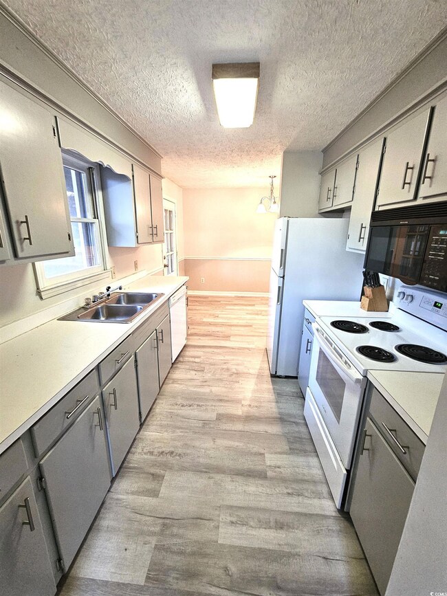 1307 10th Ave, Conway, SC 29526 - photo 5