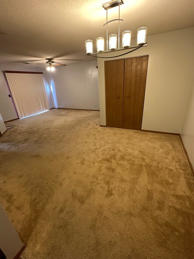 680 Frontier Ct, Terre Haute, IN 47803 - photo 5