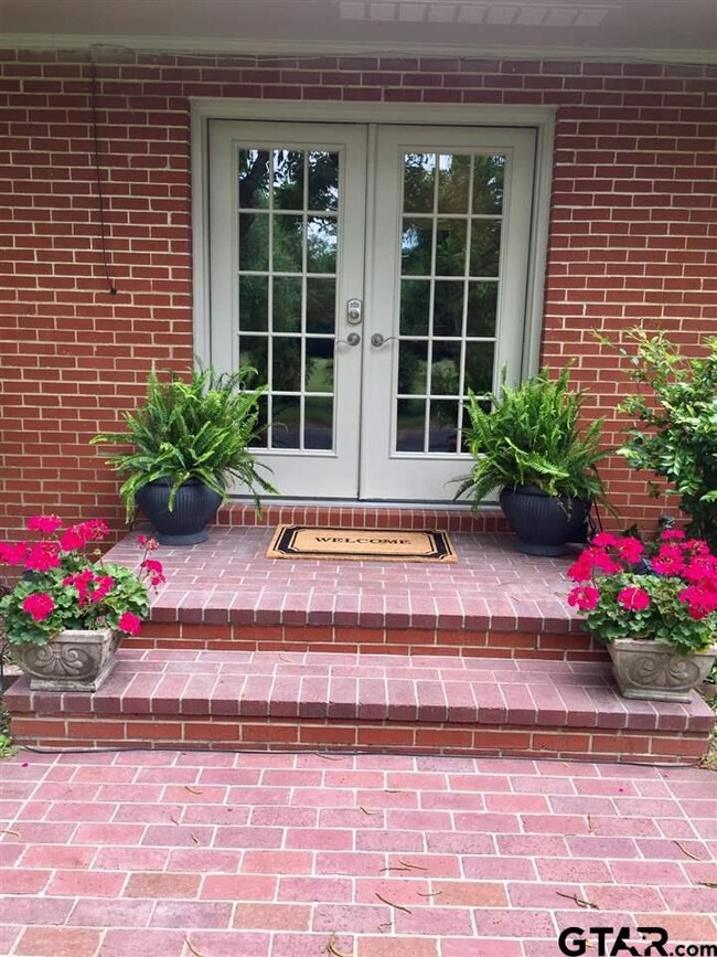 2724 2724 Old Bullard Rd, Tyler, TX 75701 - photo 5