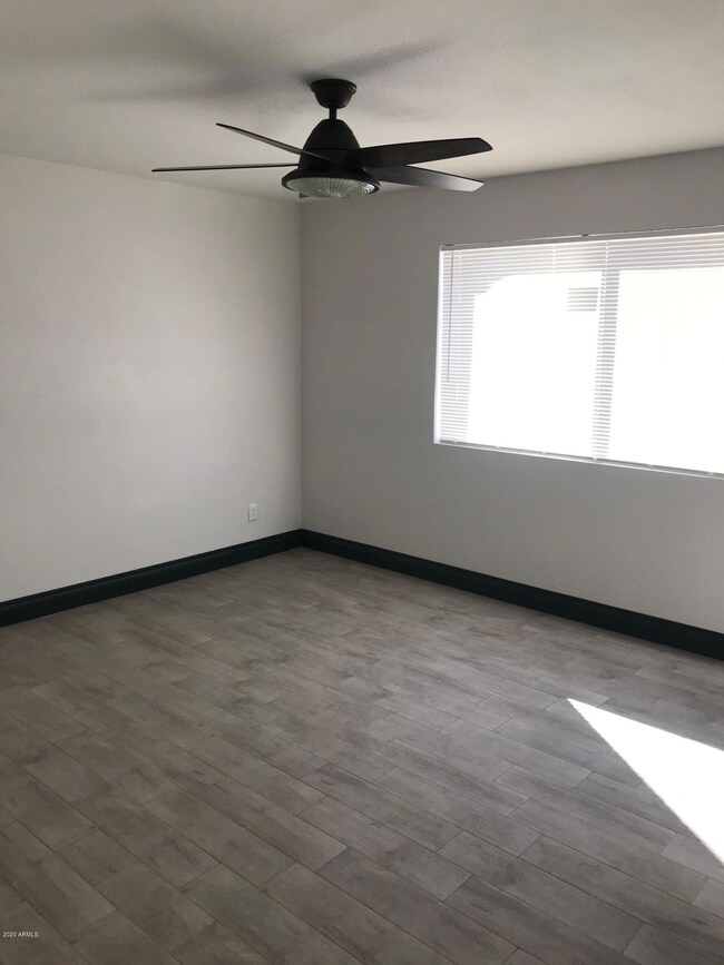 2001 N 57th Dr, Phoenix, AZ 85035 - photo 3