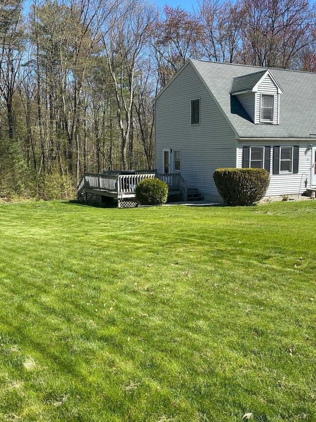 10 Olde Rd, MerriMacK, NH 03054 - photo 3