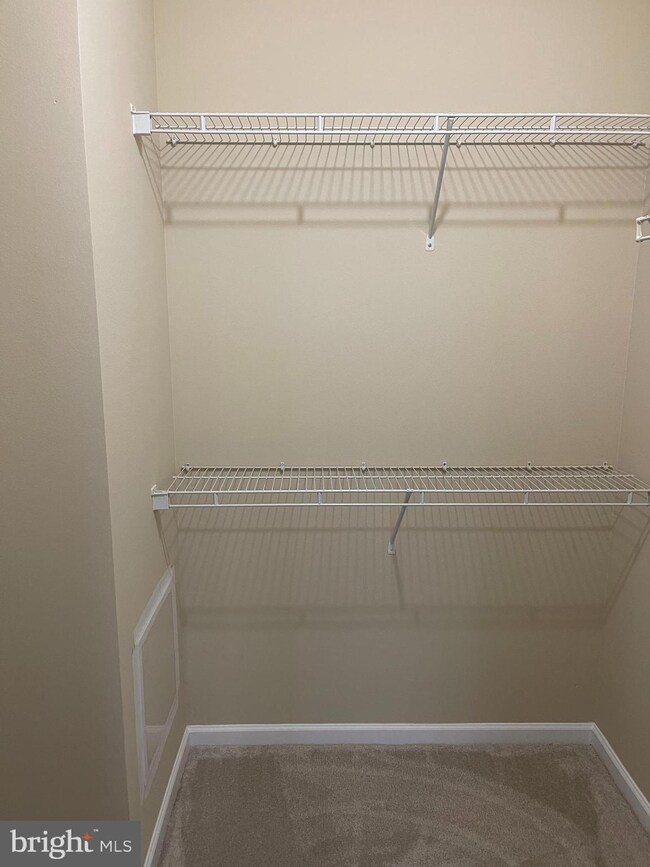 12925 Centre Park Cir unit 205, Herndon, VA 20171 - photo 6