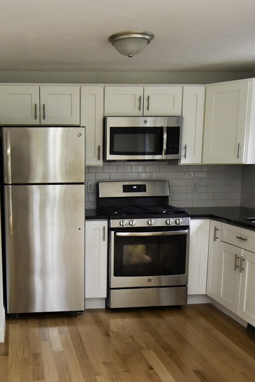 1 Windsor Dr, Wareham, MA 02571 - photo 4