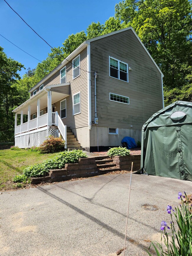 25 Doiron Rd, Windham, NH 03087 - photo 4