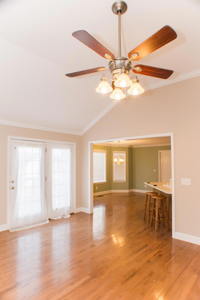 Great Room Vaulted Ceiling
