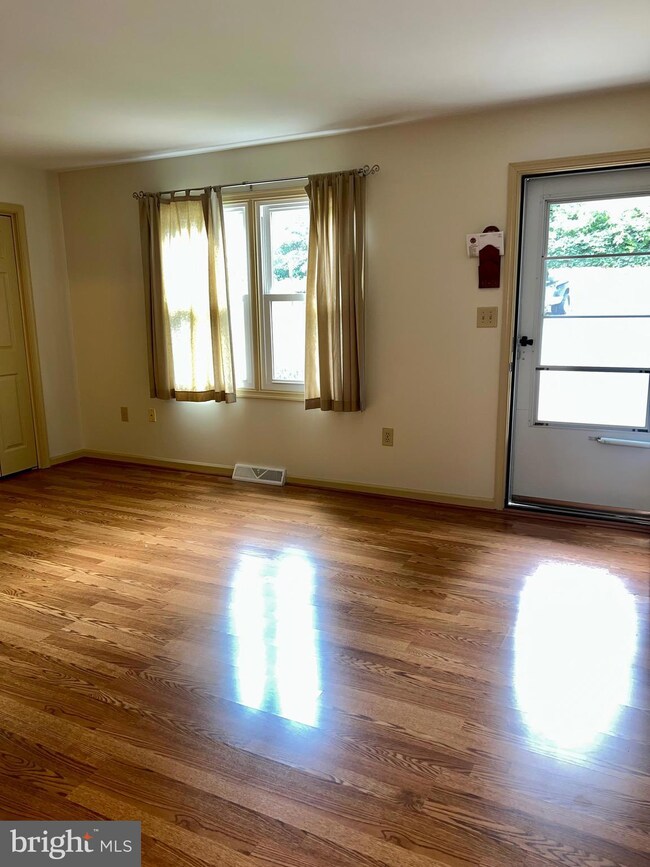 10 Maplewood Ave unit 5A, Mohnton, PA 19540 - photo 4