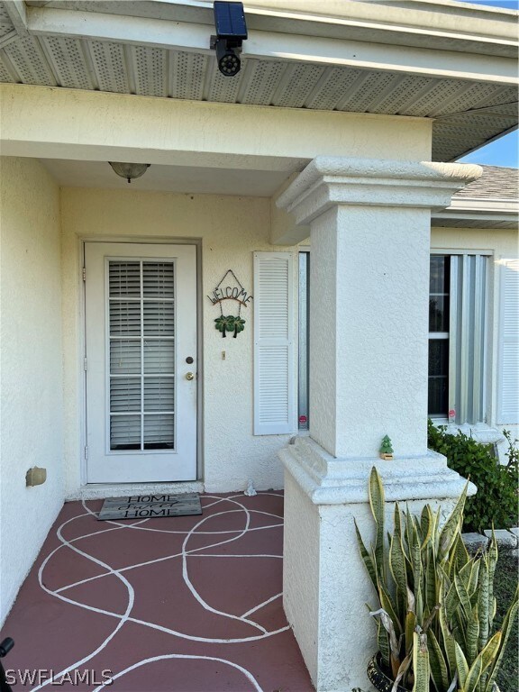 33 NE 23rd St, Cape Coral, FL 33909 - photo 2