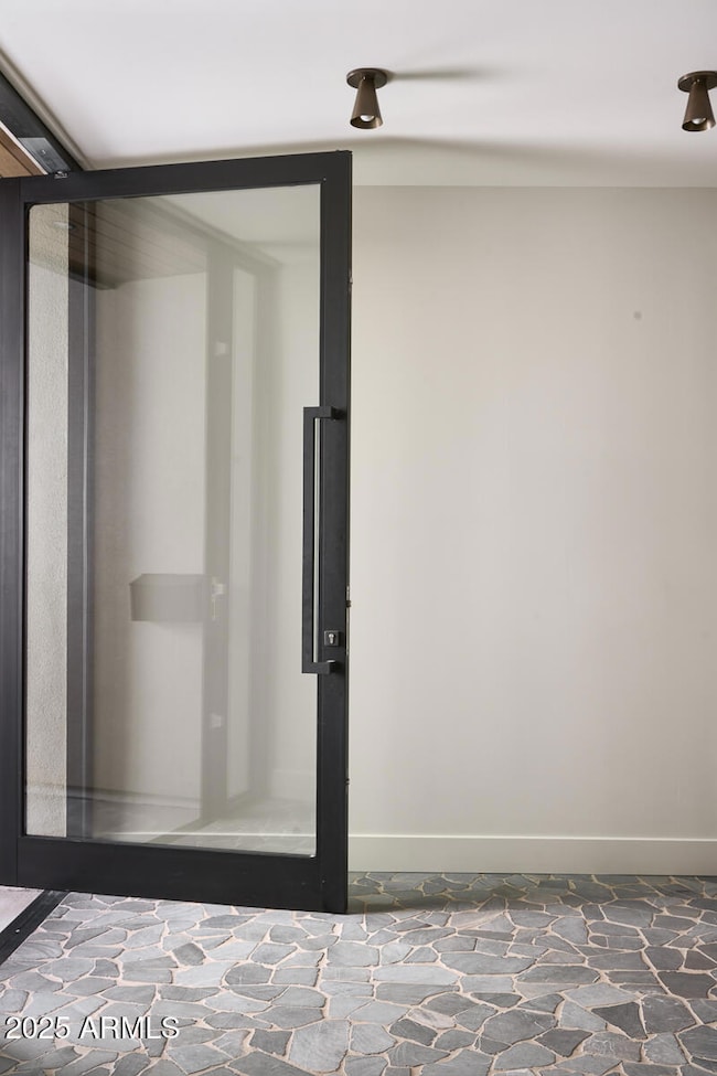 4215 N 34th St, Phoenix, AZ 85018 - photo 4