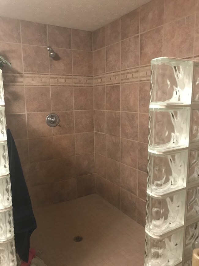 89 12th Rd, Bourbon, IN 46504 - photo 4