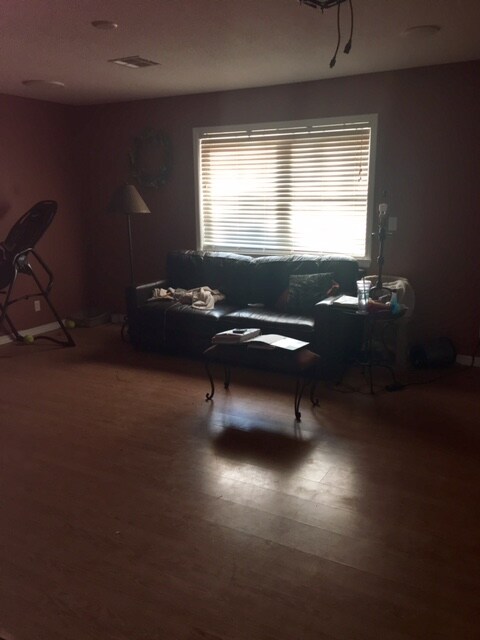 Lots of space for all your furniture!  16'1