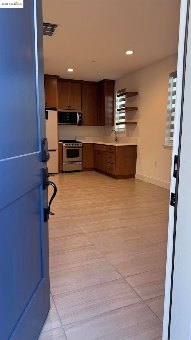 470 Trellis Way unit A, Brentwood, CA 94513 - photo 2