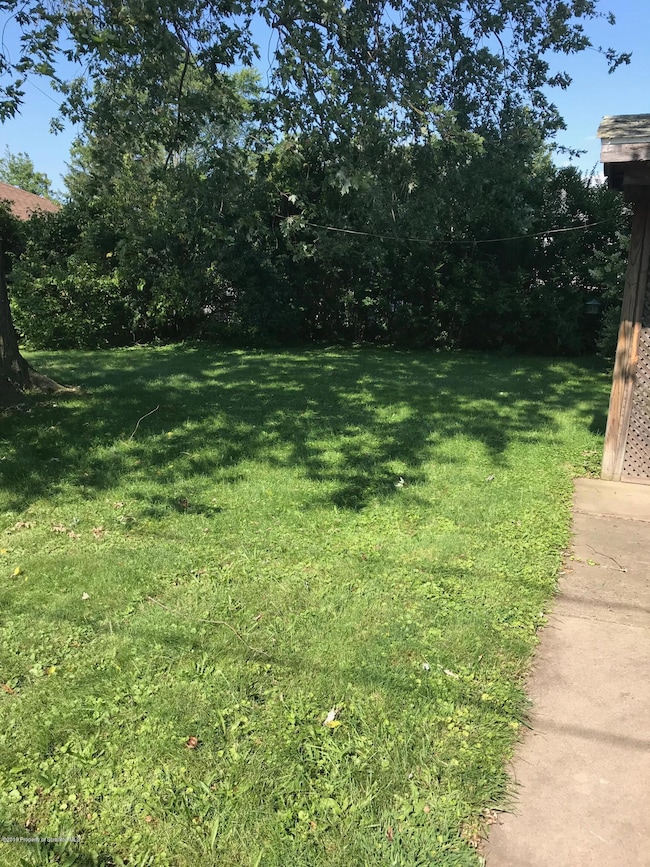 1801 Pettibone St, Scranton, PA 18504 - photo 5