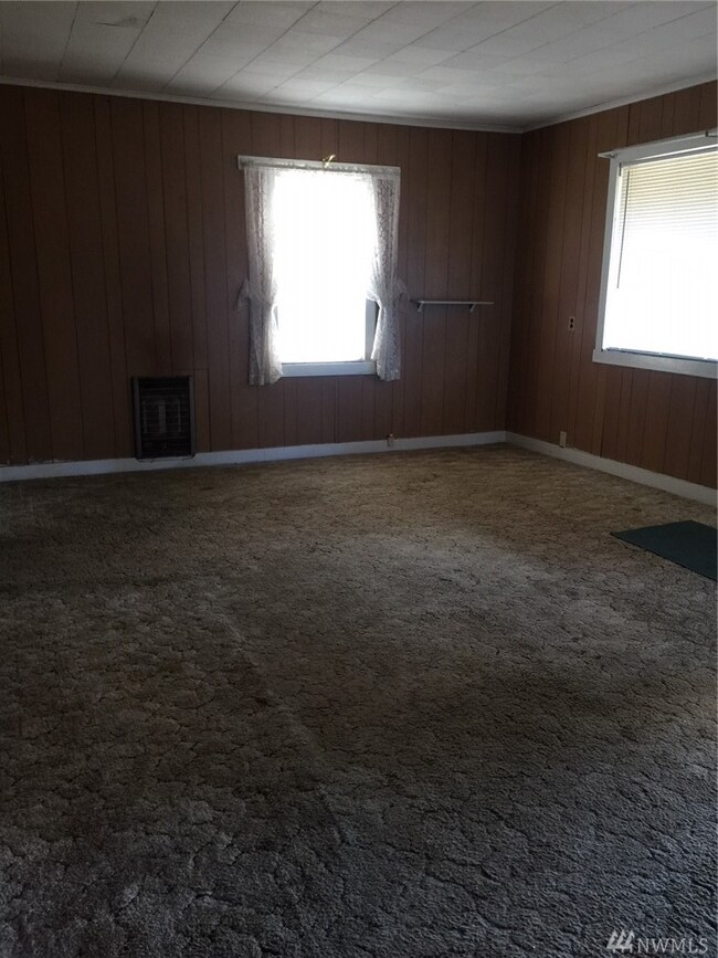 3568 Pennsylvania St, Longview, WA 98632 - photo 4